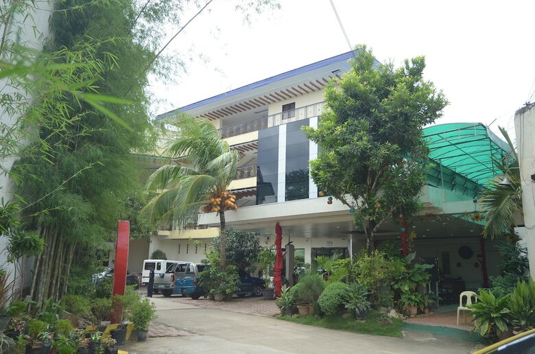 Hotel Reyna's The Haven And Gardens