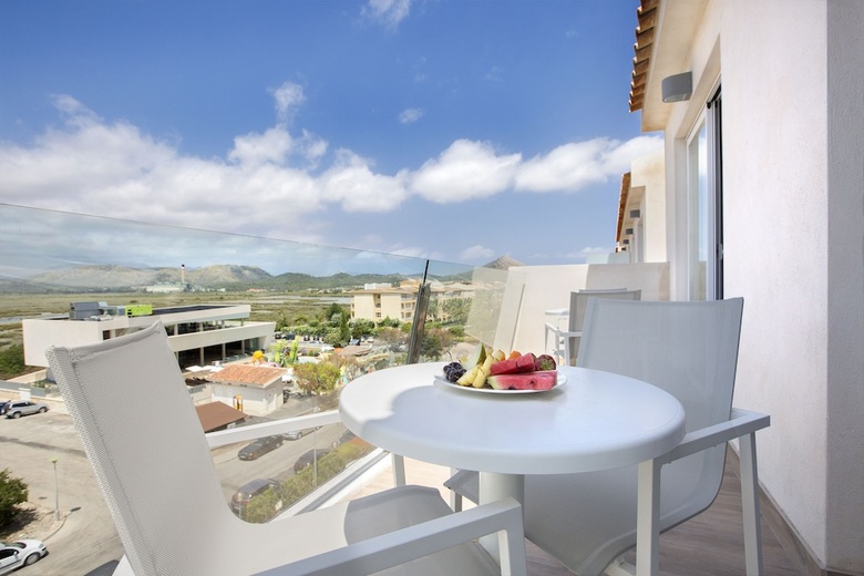 Mar Hotels Playa de Muro Suites - All Inclusive