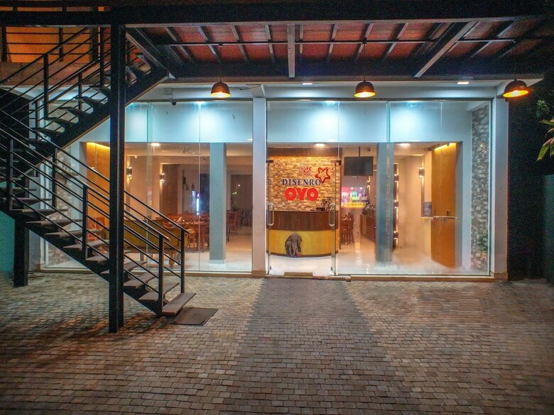 Hotel Oyo 260 Disenro Resorts