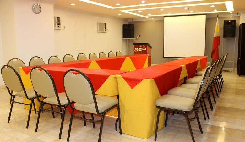 Richville Hotel