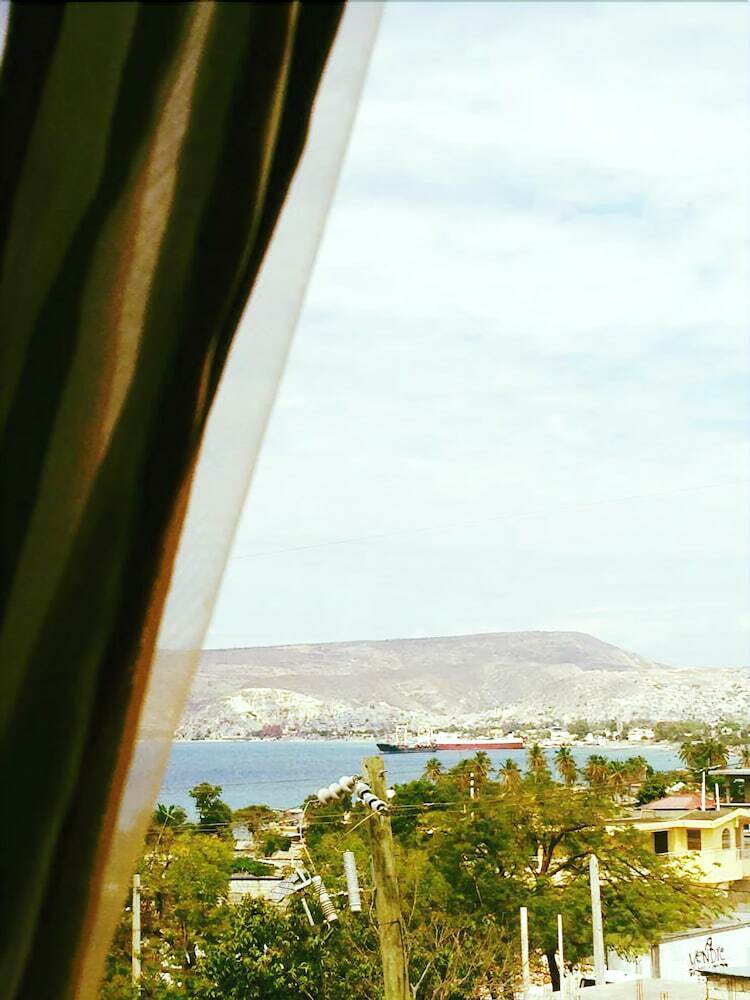 La Colline Hotel