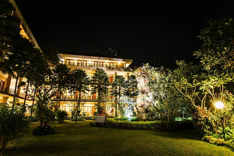 Hotel Om Ham Retreat And Resort