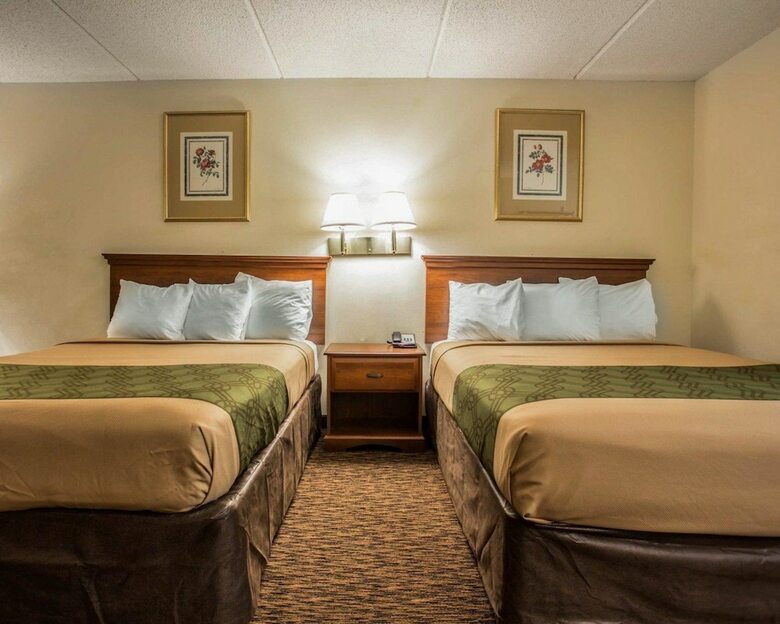 Motel Econo Lodge Inn & Suites
