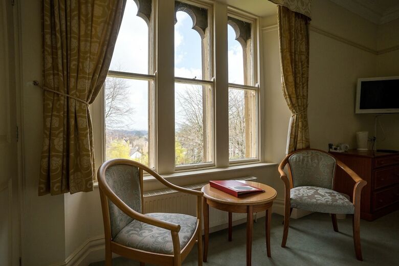Hotel Farnley Tower Guesthouse