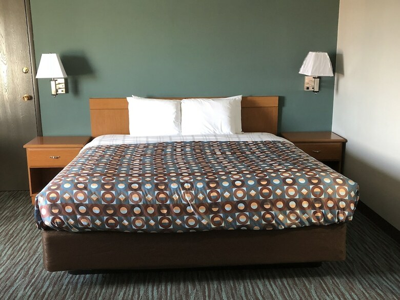 Motel Countryside Inn & Suites