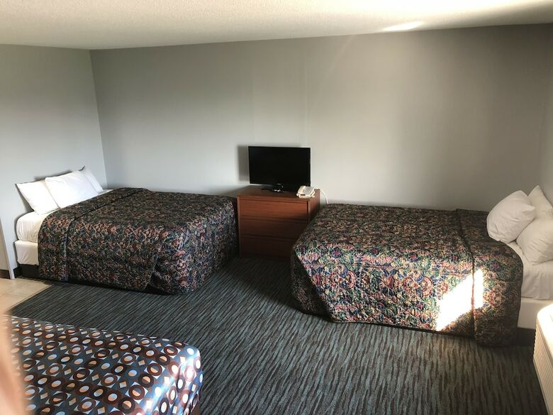 Motel Countryside Inn & Suites
