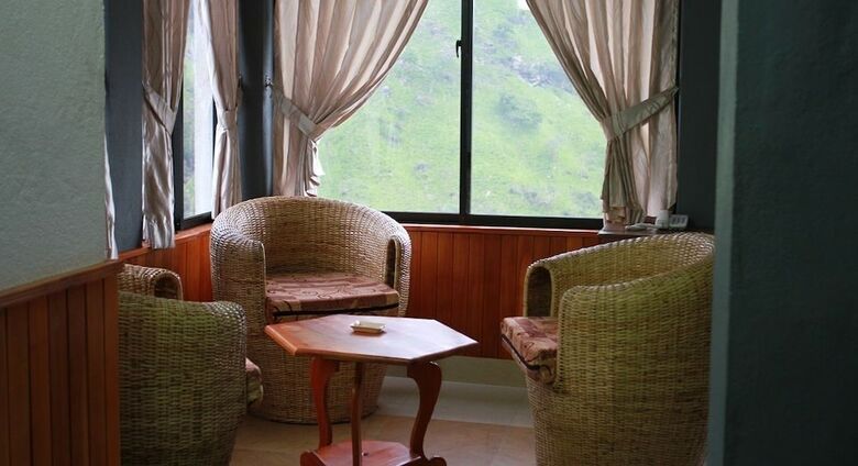 Hotel Ella Mount Heaven