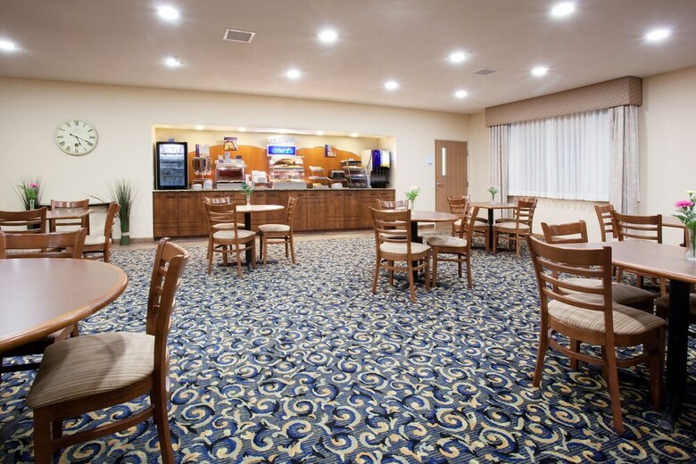 Holiday Inn Express Hotel & Suites Torrington