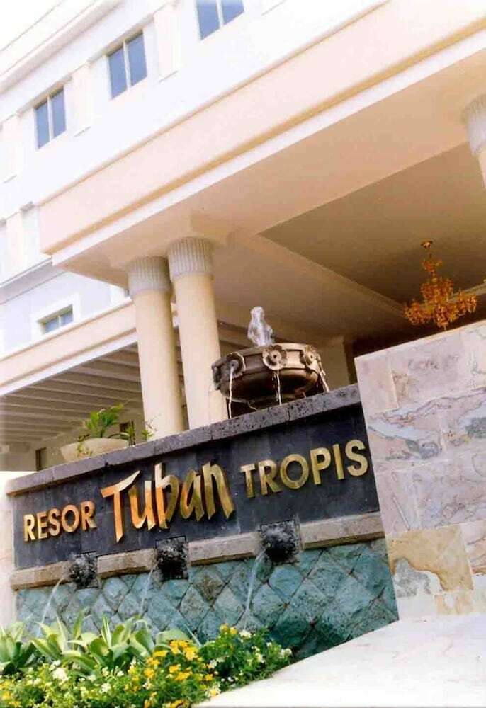 Hotel Resor Tuban Tropis