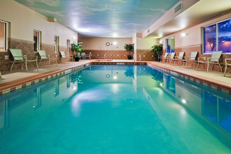 Hotel Country Inn & Suites By Radisson, Gainesville, Fl