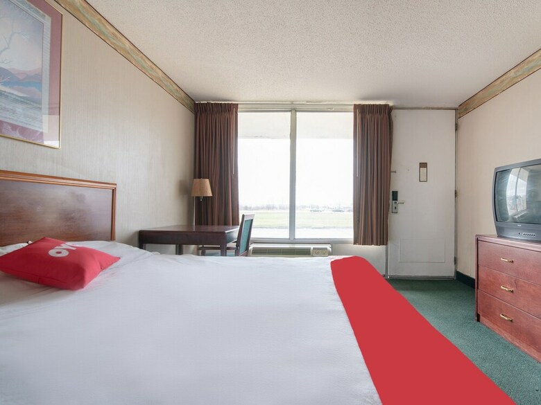 Oyo Hotel New Castle In Hwy 3