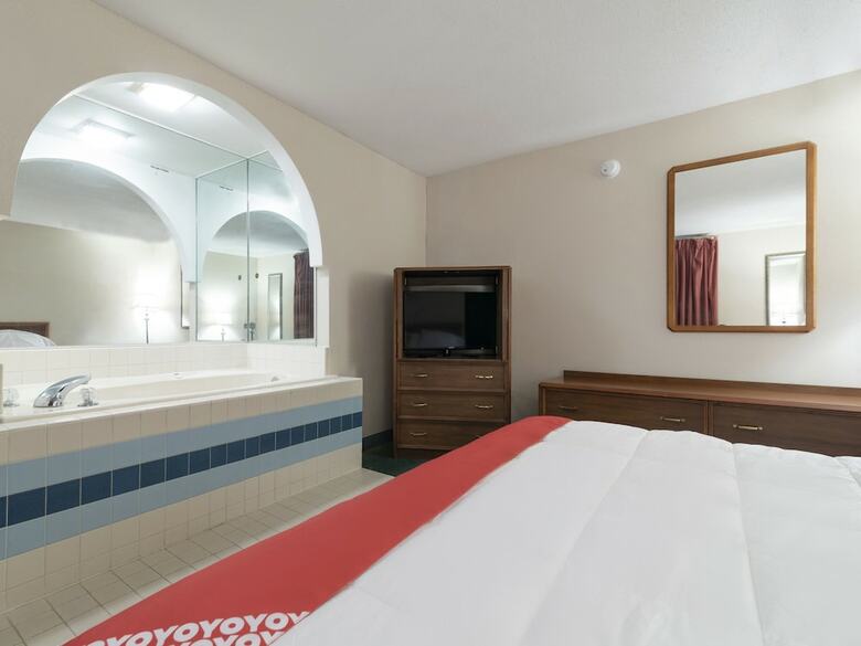 Oyo Hotel New Castle In Hwy 3