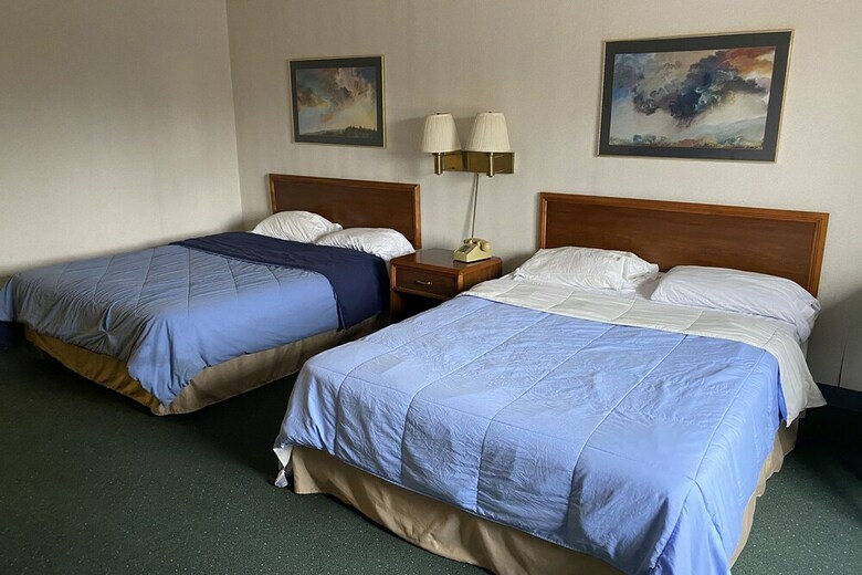 Oyo Hotel New Castle In Hwy 3