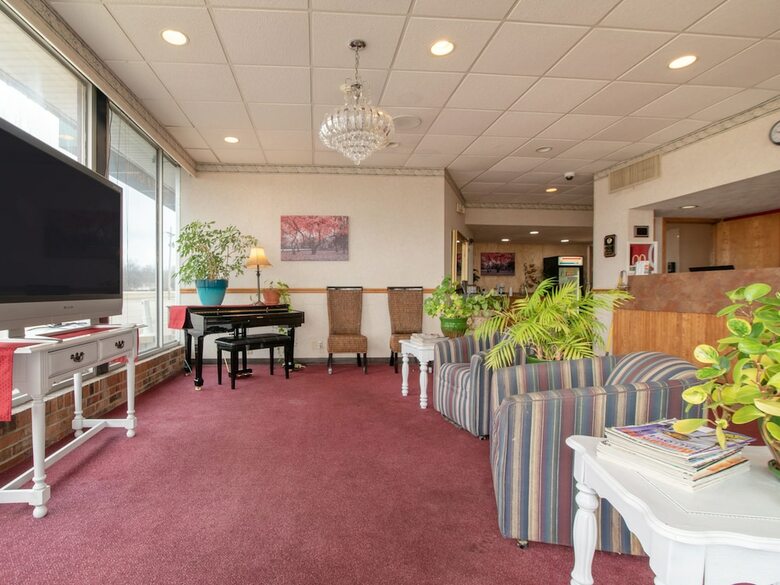 Oyo Hotel New Castle In Hwy 3