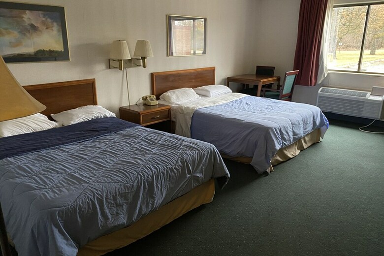 Oyo Hotel New Castle In Hwy 3
