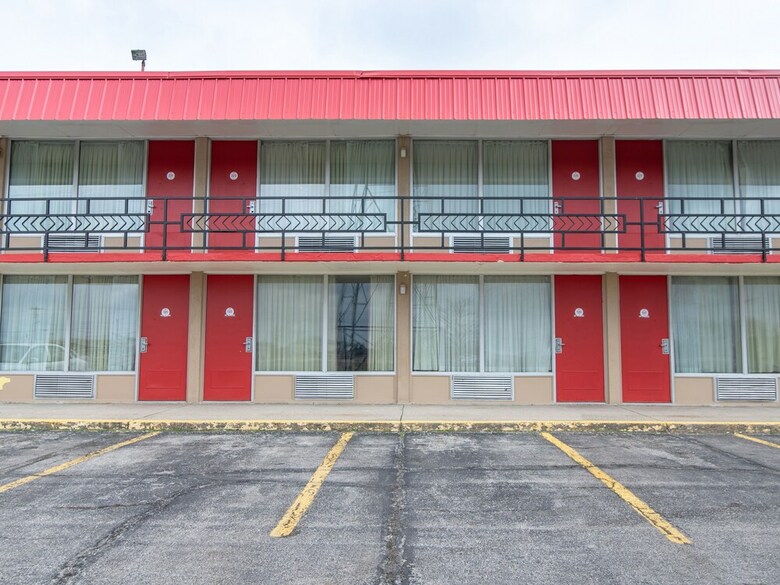 Oyo Hotel New Castle In Hwy 3