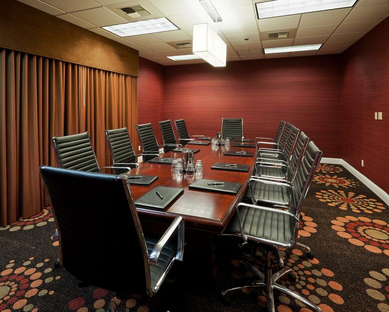 Crowne Plaza Hotel Sacramento Northeast