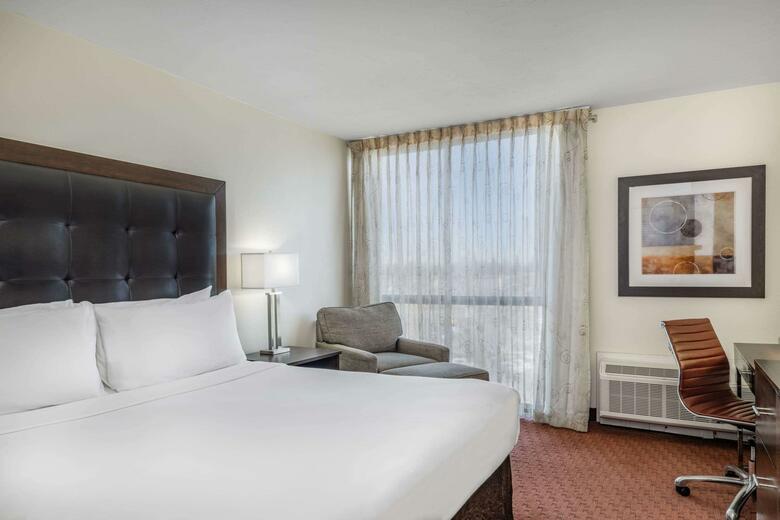Crowne Plaza Hotel Sacramento Northeast