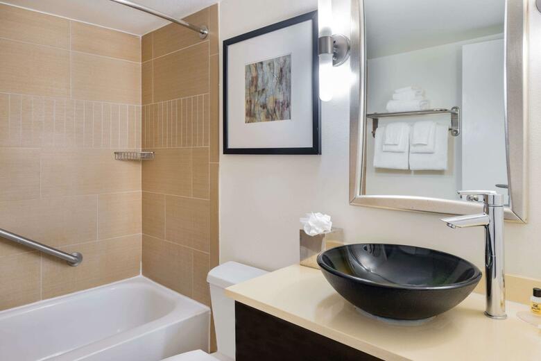 Crowne Plaza Hotel Sacramento Northeast