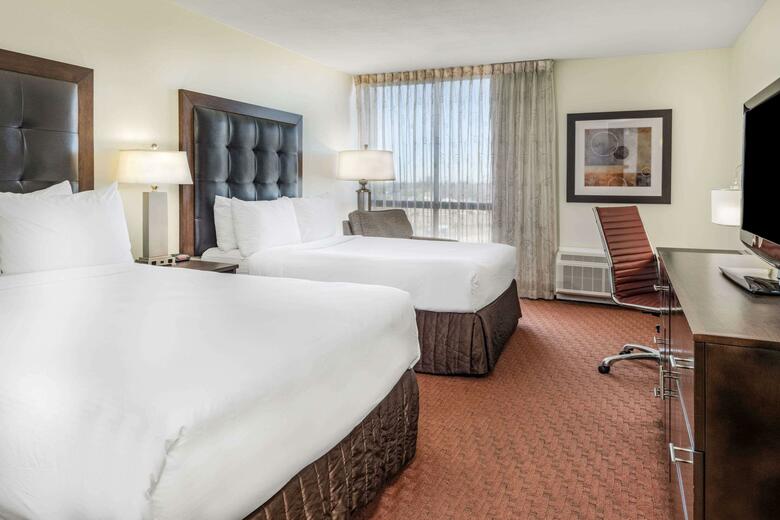 Crowne Plaza Hotel Sacramento Northeast