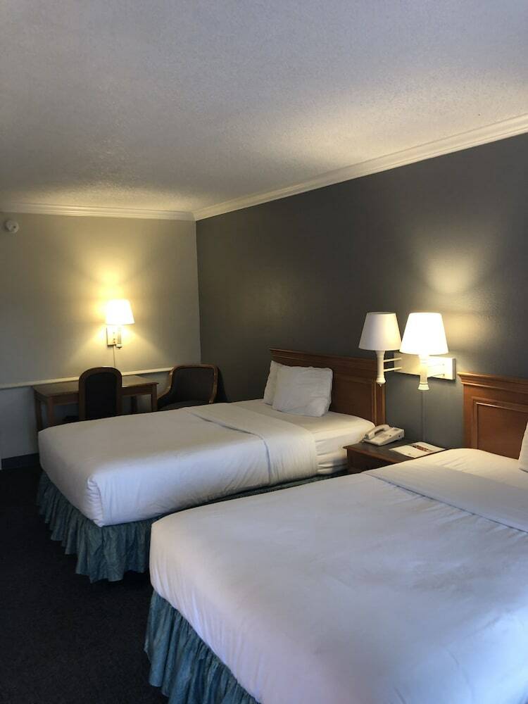 Motel San Mateo Inn