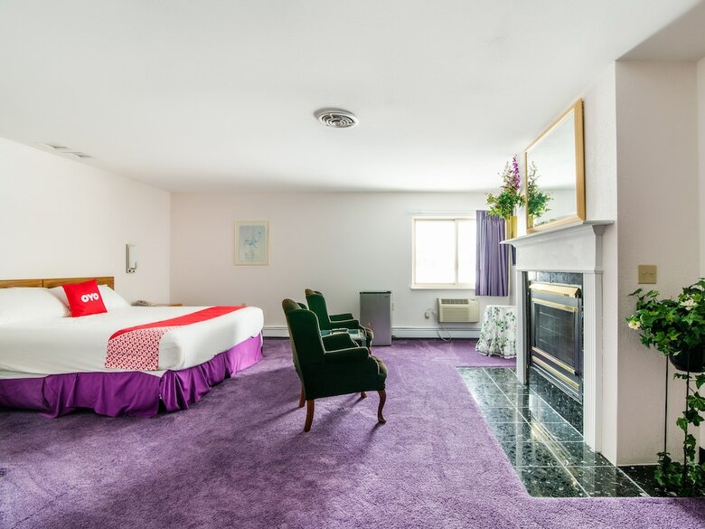 Oyo Hotel Chesaning Route 52 & Hwy 57