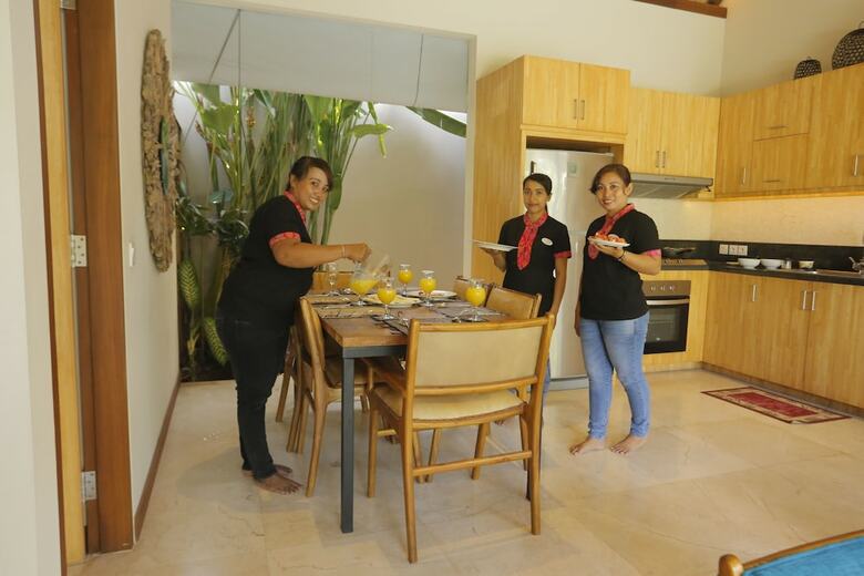 Desa Di Bali Villas
