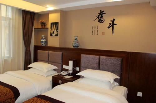 Hostal Longxinfang Garden Guest House
