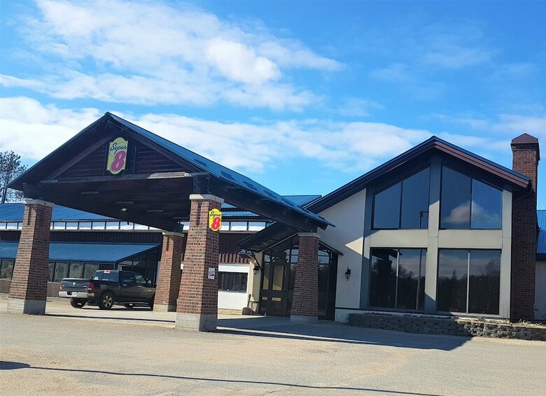 Hotel Super 8 By Wyndham Parry Sound