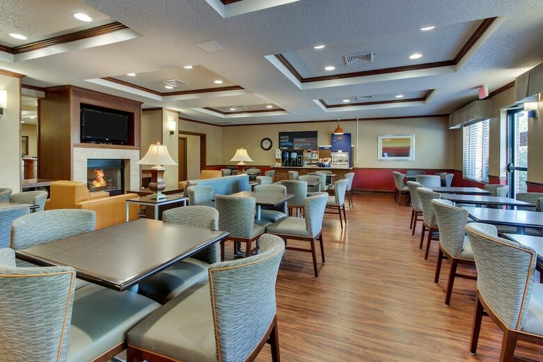 Holiday Inn Express Hotel & Suites Lancaster-lititz