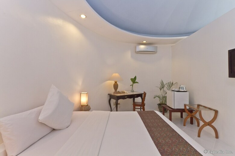 Hotel Cordova Reef Village Resort