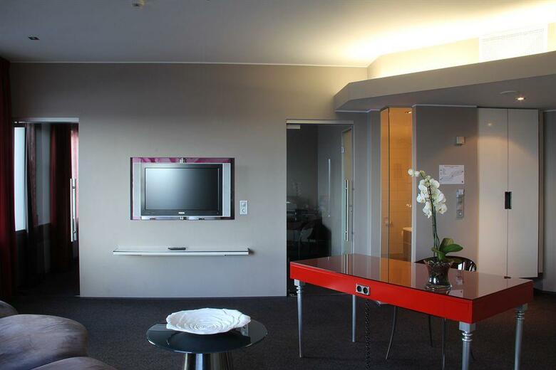 Clarion Hotel Bergen Airport Terminal