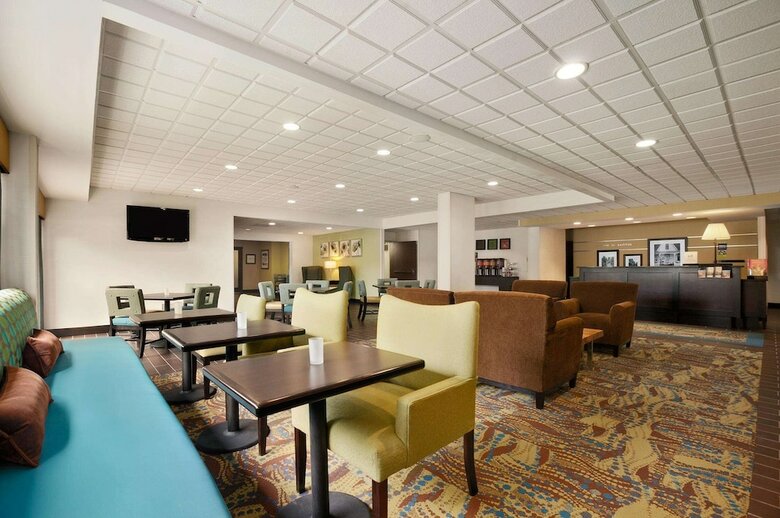 Hotel Hampton Inn Cadillac
