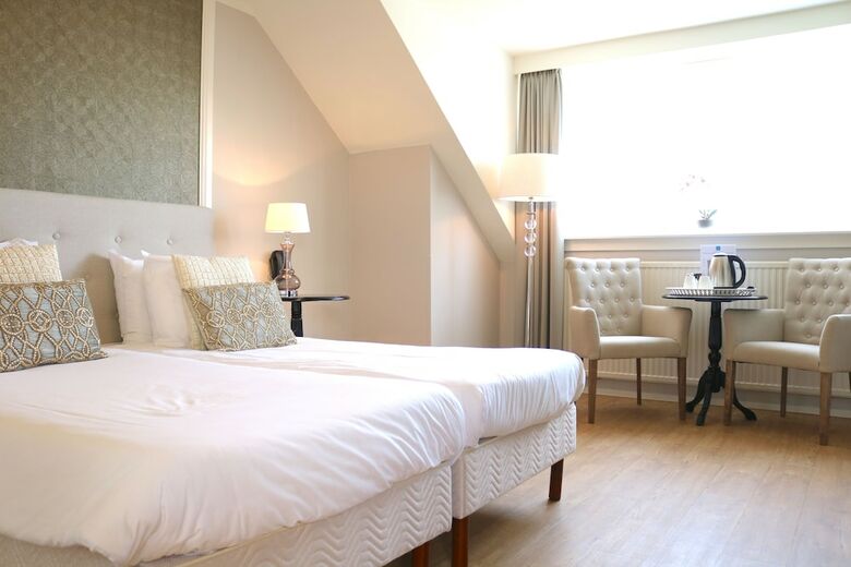 Saillant Hotel Brull