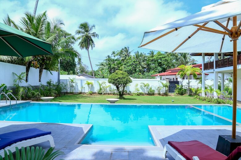 Villa Hikka Resort