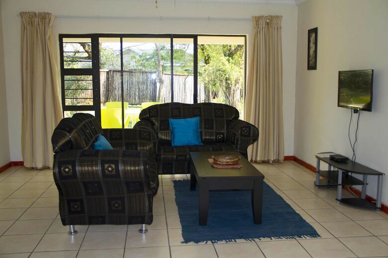 Sand River Cottages