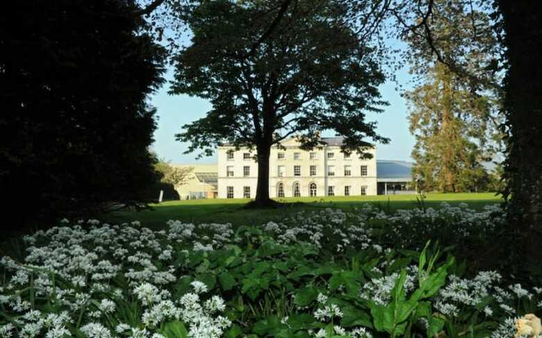Hotel Farnham Estate Spa & Golf Resort