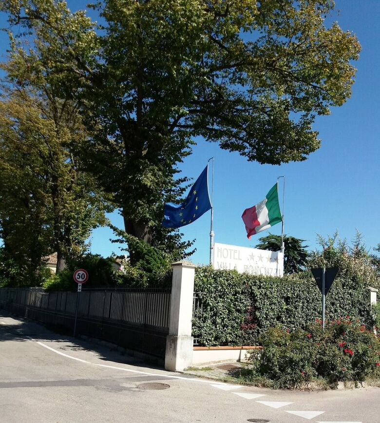 Hotel Relais Villa Roncuzzi