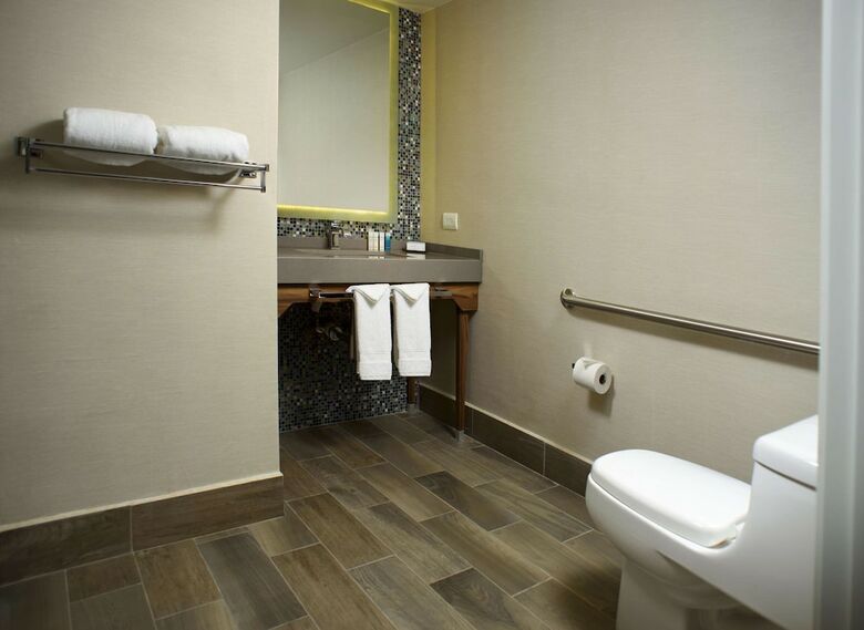 Hotel Hampton Inn By Hilton Piedras Negras