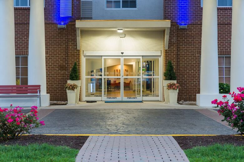 Hotel Holiday Inn Express Petersburg