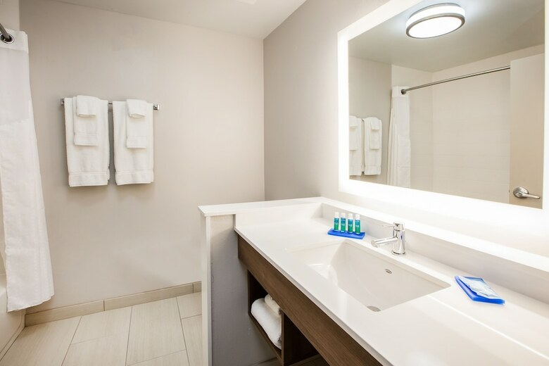 Hotel Holiday Inn Express Petersburg