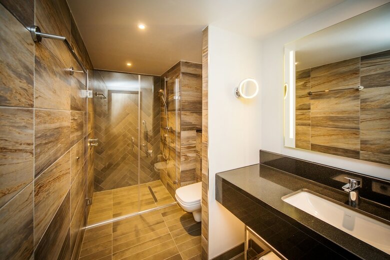 Hotel Doubletree By Hilton London Kingston Upon Thames