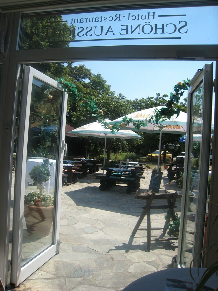Hotel Sch�ne Aussicht