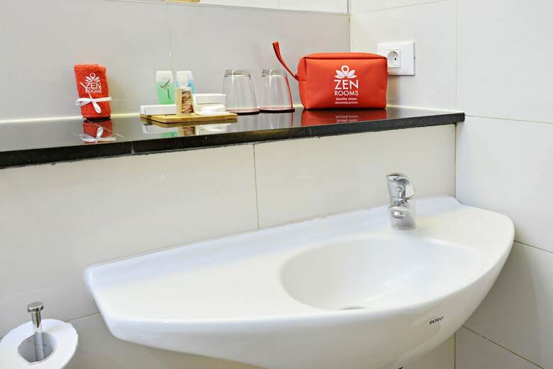 Hotel Zen Rooms Cibeunying Riau