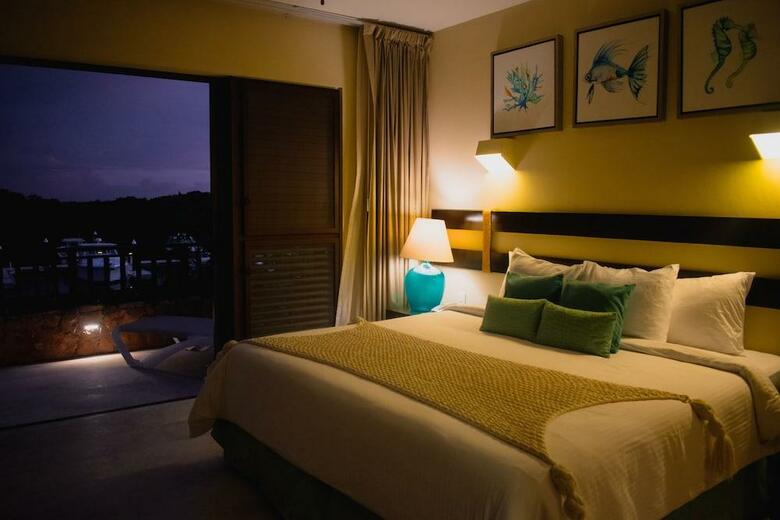 Grand Marina Hotel