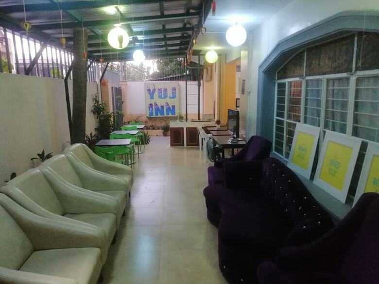 Hostal Yuj Inn - Hostel