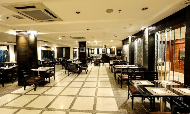 Hotel Regenta Central Klassik
