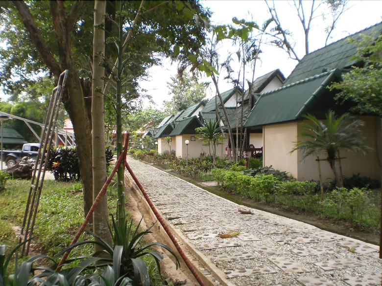 Hotel Khunnam Rimtarn Resort