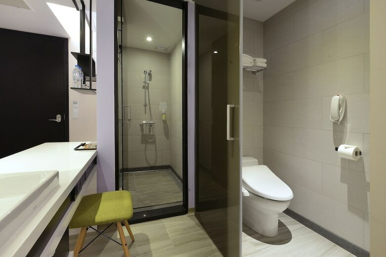 Uinn Business Hotel - Taipei Shilin