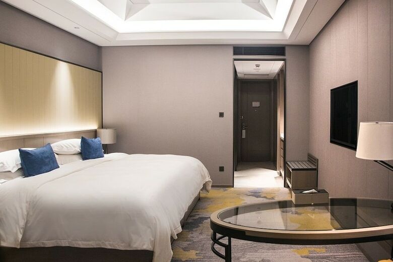 Golden Eagle Summit Hotel Yancheng